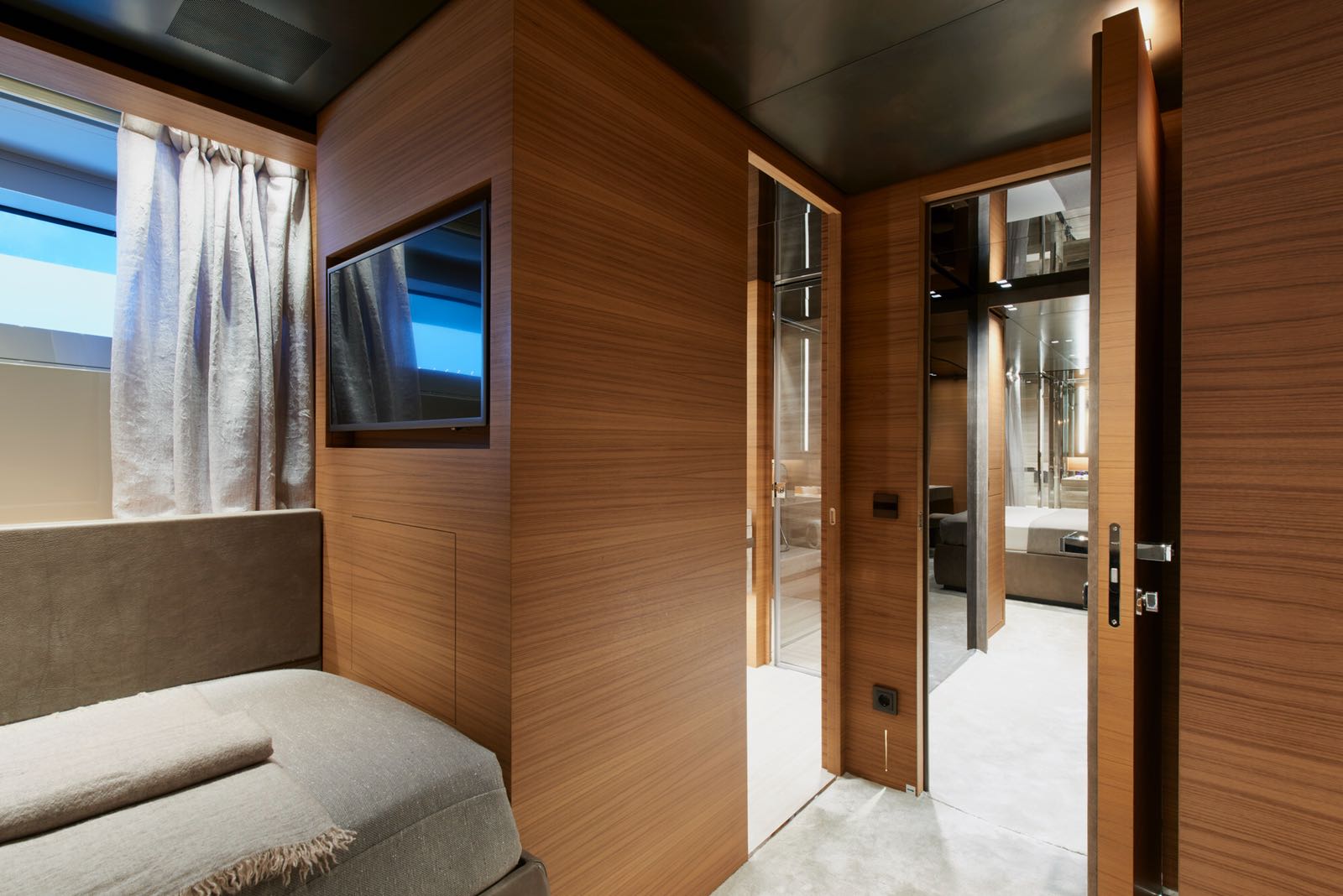 448bfd23 ff76 49b9 a813 89ca42bc70d3